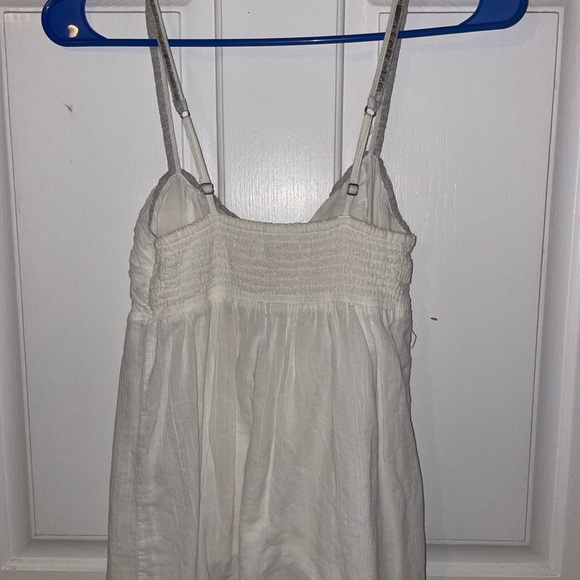 Hollister White and Gray Sleeveless Top - Picture 2 of 5